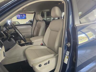 2018 Volkswagen Atlas V6 SE SUV  w/TECHNOLIGY   - Photo 8 - Hamilton, OH 45015