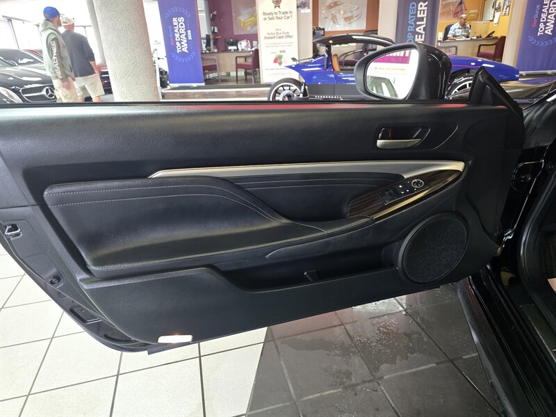 2015 Lexus RC 350 - Photo 8 - Hamilton, OH 45015