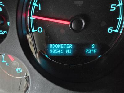 2012 Chevrolet Suburban LTZ 4DR SUV 4X4 - Photo 29 - Hamilton, OH 45015