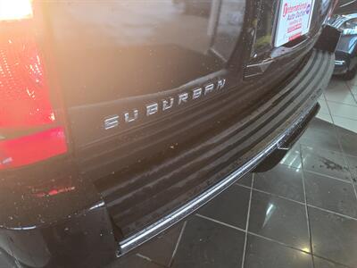 2012 Chevrolet Suburban LTZ 4DR SUV 4X4 - Photo 34 - Hamilton, OH 45015