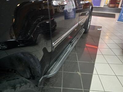 2012 Chevrolet Suburban LTZ 4DR SUV 4X4 - Photo 40 - Hamilton, OH 45015