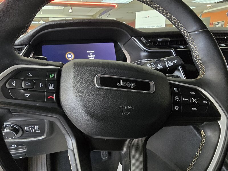 2023 Jeep Grand Cherokee L Altitude 4DR SUV 4X4 - Photo 26 - Hamilton, OH 45015