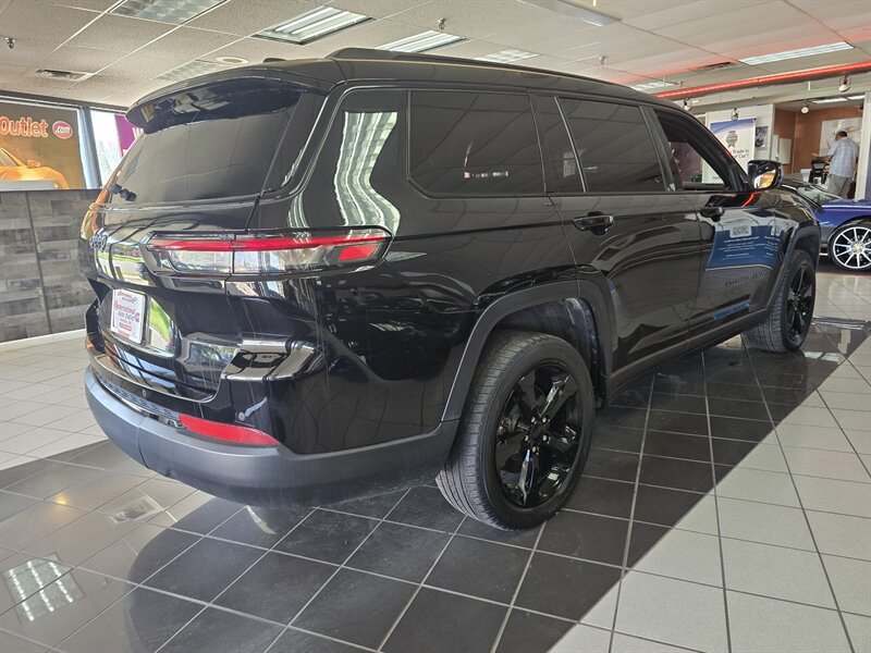 2023 Jeep Grand Cherokee L Altitude 4DR SUV 4X4 - Photo 4 - Hamilton, OH 45015