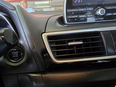 2014 Mazda Mazda3 i Touring 4DR HATCHBACK/MANUAL - Photo 21 - Hamilton, OH 45015