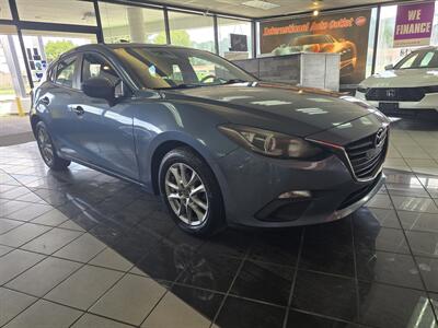2014 Mazda Mazda3 i Touring 4DR HATCHBACK/MANUAL - Photo 3 - Hamilton, OH 45015