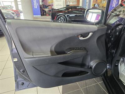 2010 Honda Fit Base 4DR HATCHBACK   - Photo 7 - Hamilton, OH 45015