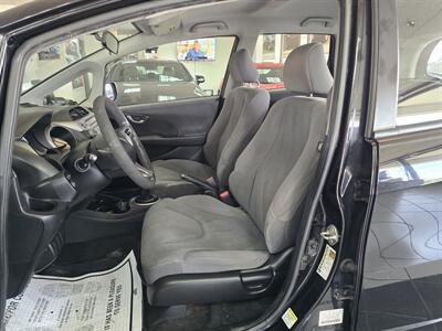 2010 Honda Fit Base 4DR HATCHBACK   - Photo 9 - Hamilton, OH 45015