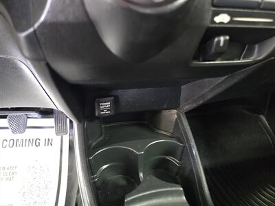 2010 Honda Fit Base 4DR HATCHBACK   - Photo 21 - Hamilton, OH 45015
