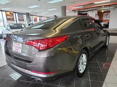 2011 Kia Optima LX 4DR SEDAN   - Photo 5 - Hamilton, OH 45015