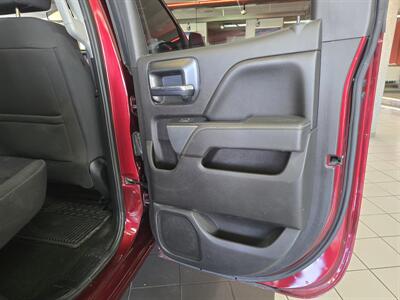2017 Chevrolet Silverado 1500 LT   - Photo 15 - Hamilton, OH 45015