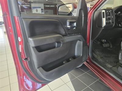 2017 Chevrolet Silverado 1500 LT   - Photo 7 - Hamilton, OH 45015