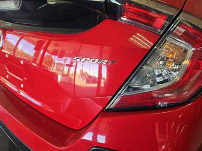 2017 Honda Civic Sport 4DR HATCHBACK CVT   - Photo 26 - Hamilton, OH 45015