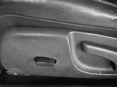 2011 Dodge Nitro Heat 4DR SUV 4X4 - Photo 18 - Hamilton, OH 45015