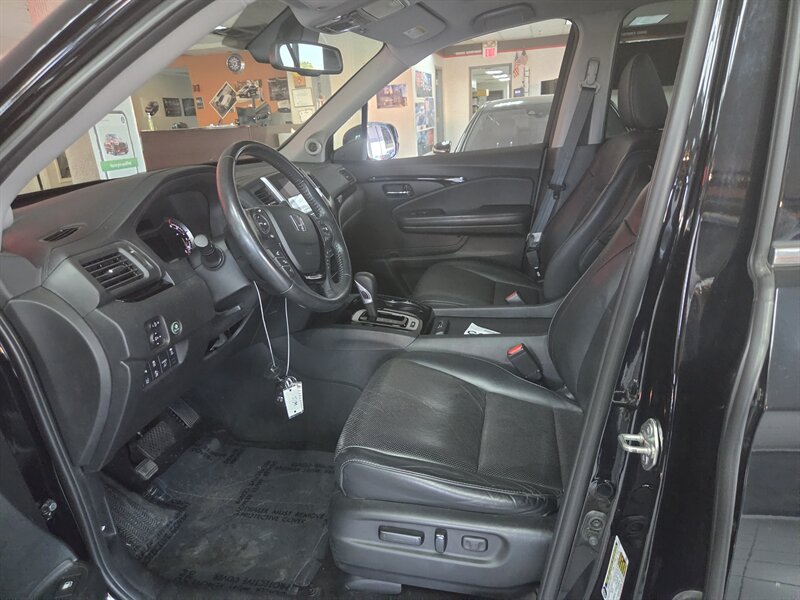 2018 Honda Ridgeline RTL-E - Photo 11 - Hamilton, OH 45015