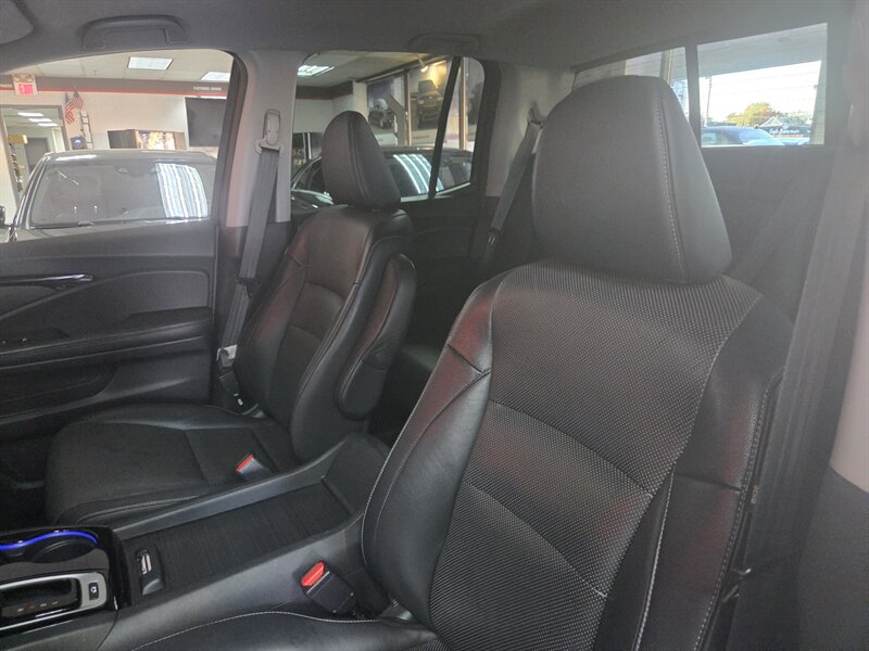 2018 Honda Ridgeline RTL-E - Photo 12 - Hamilton, OH 45015
