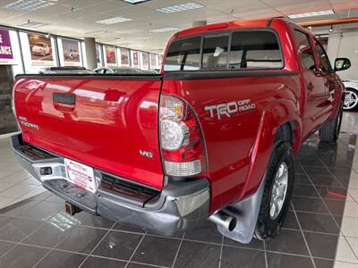 2013 Toyota Tacoma V6  4DR DOUBLE CAB 4X4   - Photo 5 - Hamilton, OH 45015