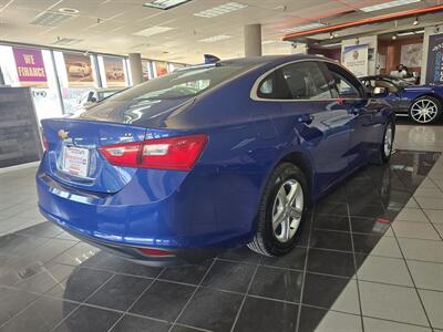 2023 Chevrolet Malibu LT 4DR SEDAN - Photo 4 - Hamilton, OH 45015