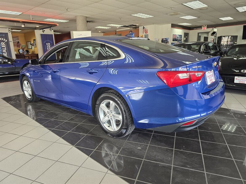 2023 Chevrolet Malibu LT 4DR SEDAN - Photo 6 - Hamilton, OH 45015