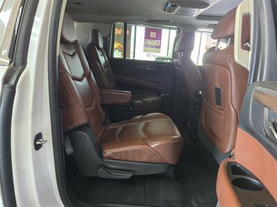 2016 Cadillac Escalade ESV Premium Collection 4DR SUV 4WD   - Photo 22 - Hamilton, OH 45015