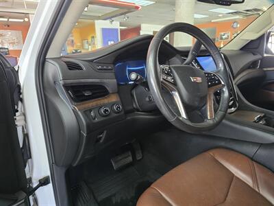 2016 Cadillac Escalade ESV Premium Collection 4DR SUV 4WD   - Photo 8 - Hamilton, OH 45015