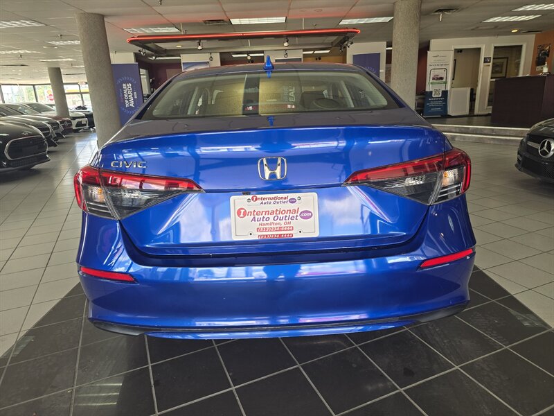2022 Honda Civic LX 4DR SEDAN - Photo 5 - Hamilton, OH 45015