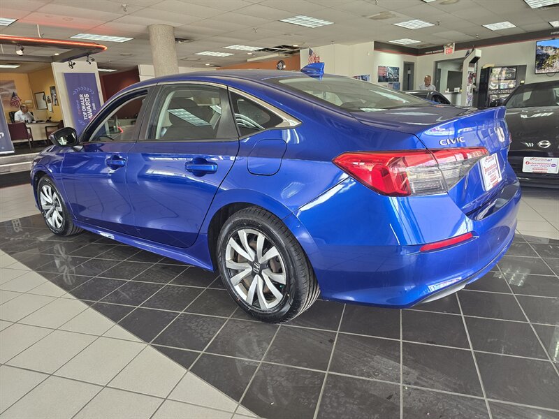 2022 Honda Civic LX 4DR SEDAN - Photo 6 - Hamilton, OH 45015
