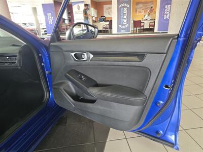 2022 Honda Civic LX 4DR SEDAN - Photo 12 - Hamilton, OH 45015
