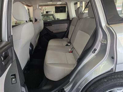 2015 Subaru Forester 2.5i 4DR WAGON AWD - Photo 12 - Hamilton, OH 45015