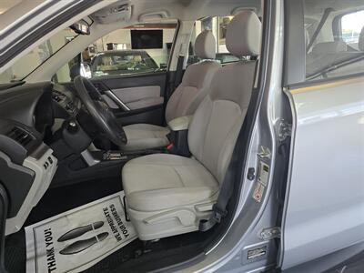 2015 Subaru Forester 2.5i 4DR WAGON AWD - Photo 10 - Hamilton, OH 45015