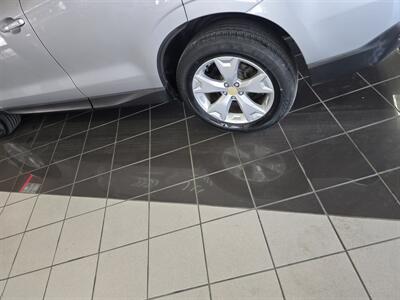 2015 Subaru Forester 2.5i 4DR WAGON AWD - Photo 7 - Hamilton, OH 45015
