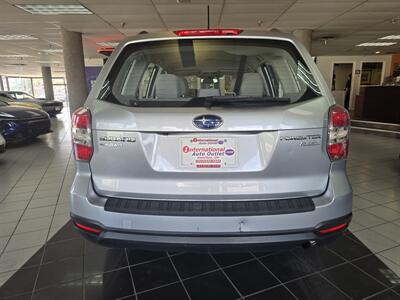 2015 Subaru Forester 2.5i 4DR WAGON AWD - Photo 5 - Hamilton, OH 45015