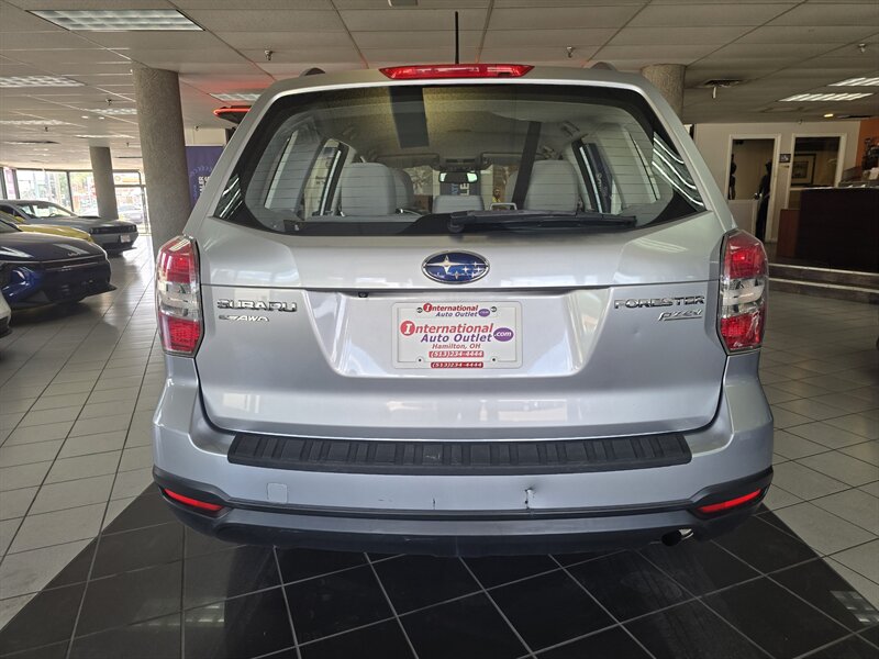2015 Subaru Forester 2.5i 4DR WAGON AWD - Photo 5 - Hamilton, OH 45015