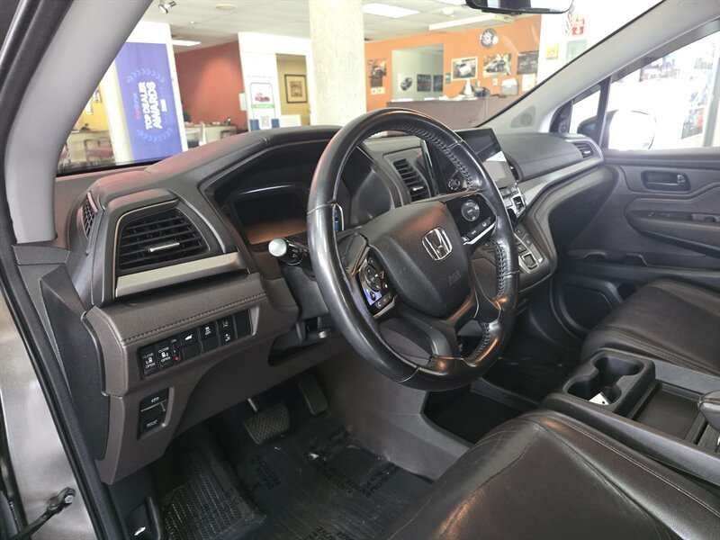 2018 Honda Odyssey EX-L 4DR MINI-VAN - Photo 8 - Hamilton, OH 45015