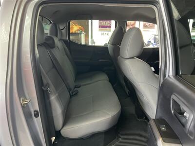2020 Toyota Tacoma SR5 V6   - Photo 22 - Hamilton, OH 45015