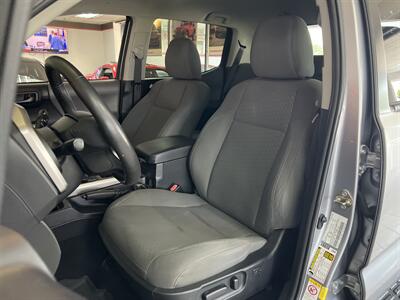 2020 Toyota Tacoma SR5 V6   - Photo 10 - Hamilton, OH 45015