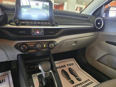 2021 Kia Forte LXS   - Photo 21 - Hamilton, OH 45015