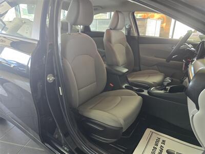 2021 Kia Forte LXS   - Photo 15 - Hamilton, OH 45015