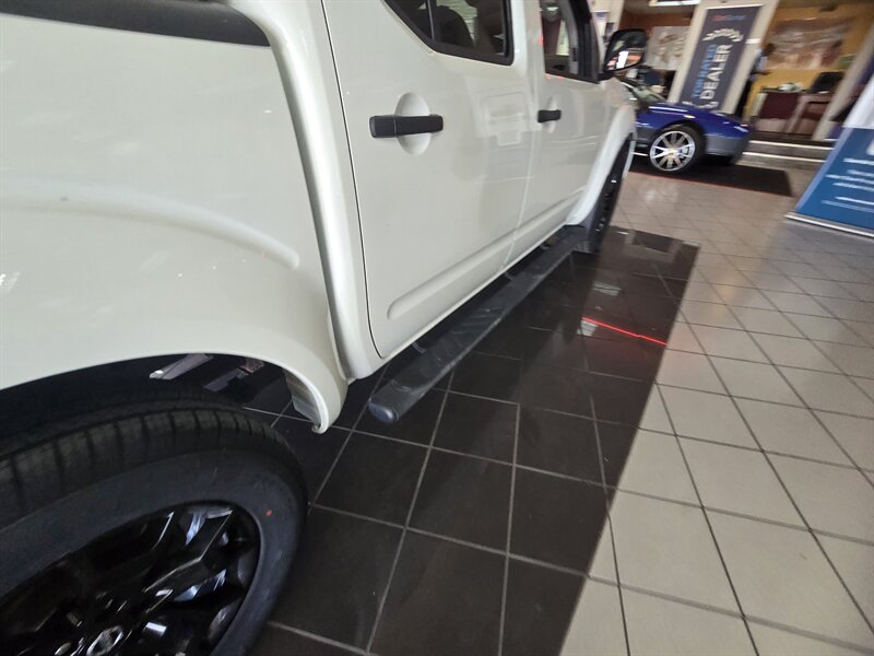 2020 Nissan Frontier SV 4DR CREW CAB - Photo 30 - Hamilton, OH 45015