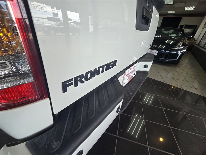 2020 Nissan Frontier SV 4DR CREW CAB - Photo 27 - Hamilton, OH 45015