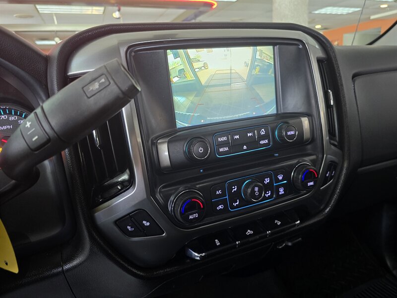2019 Chevrolet Silverado 1500 LD LT EXTENDED CAB 4X4/V8 - Photo 23 - Hamilton, OH 45015