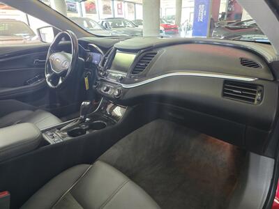 2015 Chevrolet Impala LT   - Photo 13 - Hamilton, OH 45015
