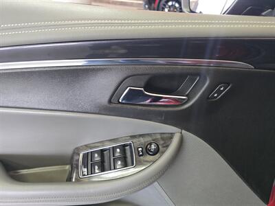 2015 Chevrolet Impala LT   - Photo 17 - Hamilton, OH 45015