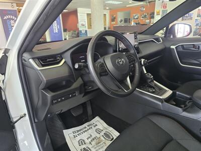 2021 Toyota RAV4 Prime SE 4DR SUV AWD   - Photo 8 - Hamilton, OH 45015
