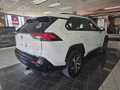 2021 Toyota RAV4 Prime SE 4DR SUV AWD   - Photo 4 - Hamilton, OH 45015