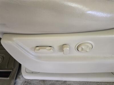 2010 Cadillac Escalade ESV Premium Luxury 4DR SUV AWD   - Photo 22 - Hamilton, OH 45015