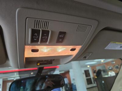 2010 Cadillac Escalade ESV Premium Luxury 4DR SUV AWD   - Photo 29 - Hamilton, OH 45015