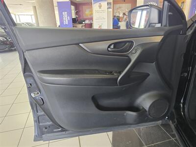 2021 Nissan Rogue SPORT S 4DR CROSSOVER AWD   - Photo 7 - Hamilton, OH 45015