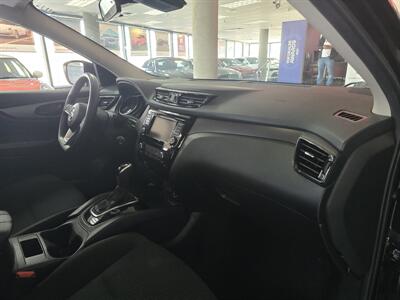 2021 Nissan Rogue SPORT S 4DR CROSSOVER AWD   - Photo 13 - Hamilton, OH 45015