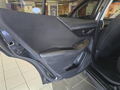 2021 Subaru Outback Premium 4DR CROSSOVER AWD   - Photo 10 - Hamilton, OH 45015