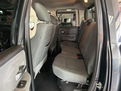 2018 RAM 1500 Big Horn/QUAD CAB/4X4 - Photo 12 - Hamilton, OH 45015